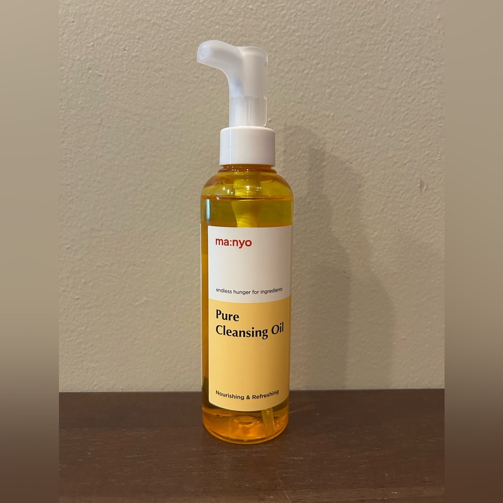 Ma:nyo Pure Cleansing Oil
